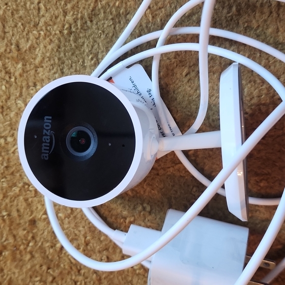 Amazon Cloud Camera - Picture 2 of 5